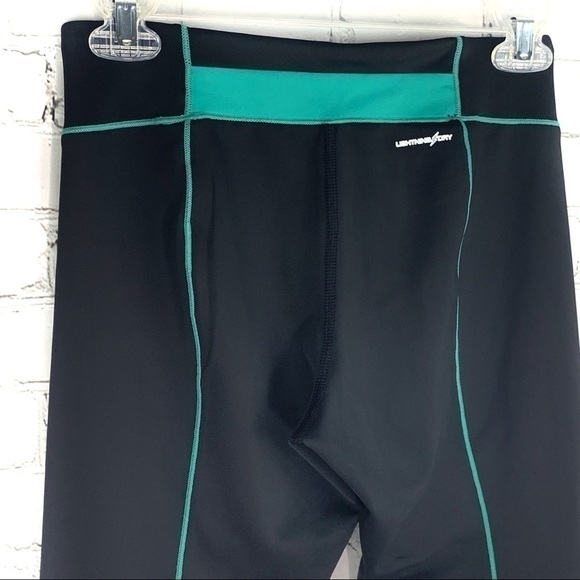 EUC-NEW Balance Lightning Dry Back Slit Capri SM - Picture 6 of 14